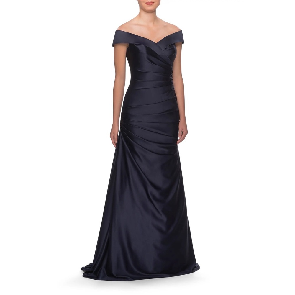 LA FEMME Off the Shoulder Ruched Satin Trumpet Gown